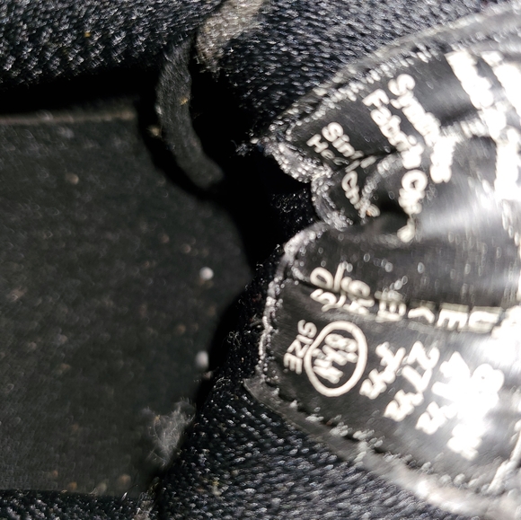 Shoes - Picture 4 of 4